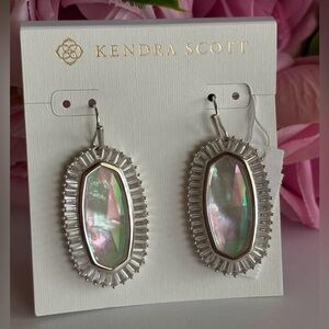NWT Kendra Scott Baguette Elle Drop Earrings in silver ivory Mix